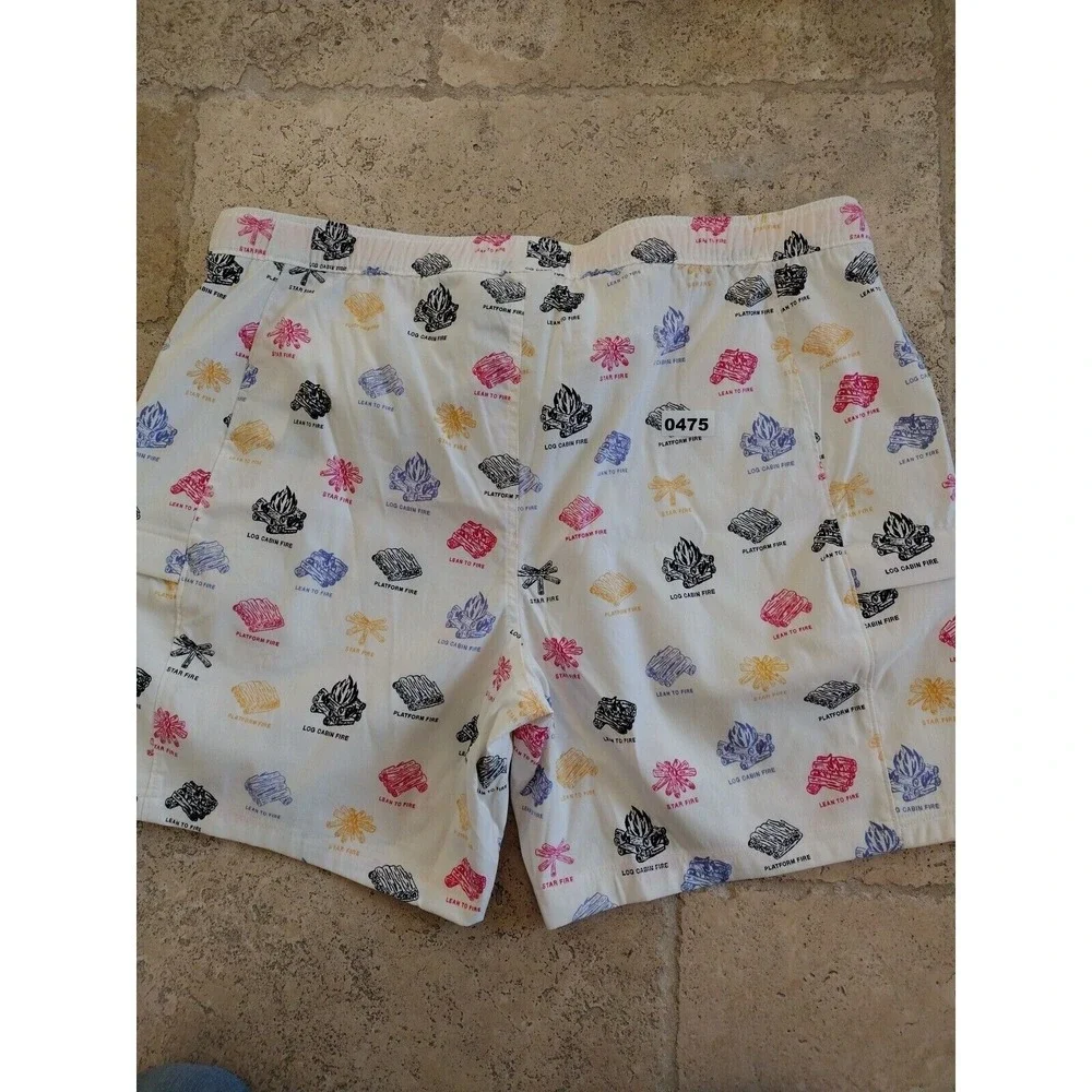 The North Face Shorts Men's XXL Multicolor Camp Fire AOP Board Shorts Drawstring